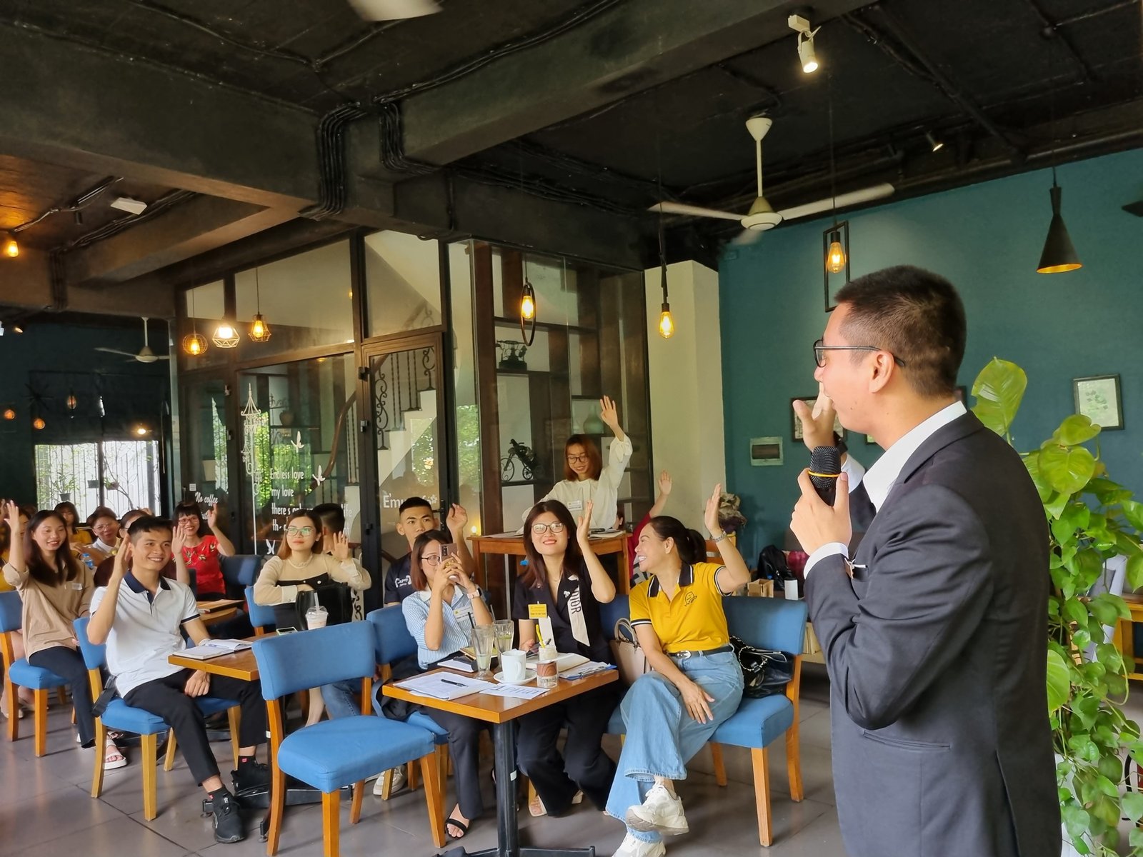 clb đọc sách hà nội